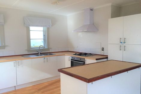 Photo of property in 25 Lincoln Street, Picton, 7220