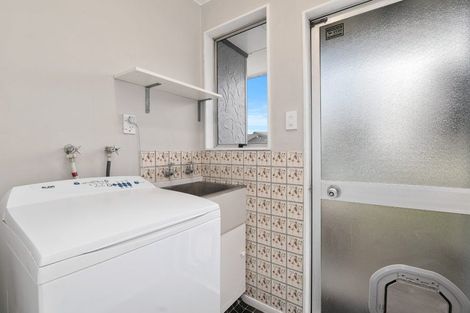 Photo of property in 37 Barnard Road, Fairy Springs, Rotorua, 3015