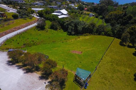 Photo of property in 9/11 Ocean View Road, Cable Bay, 0420