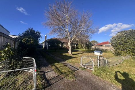 Photo of property in 65 Kervil Avenue, Te Atatu Peninsula, Auckland, 0610