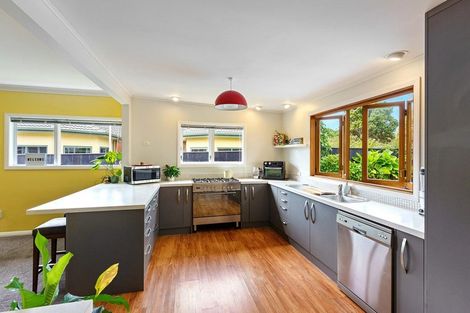 Photo of property in 6 Kohekohe Road, Waikanae, 5036