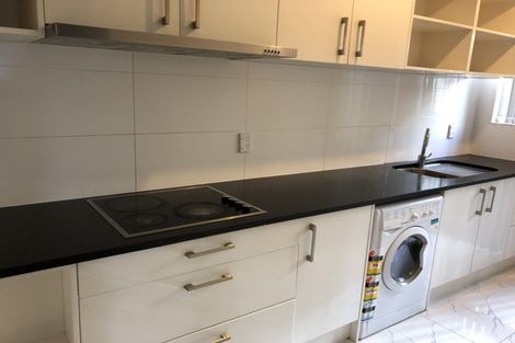 Photo of property in 9 Veneta Close, Flat Bush, Auckland, 2019