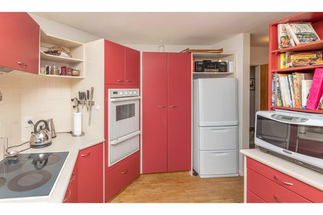 Photo of property in 2 Pentavon Lane, Avonhead, Christchurch, 8042