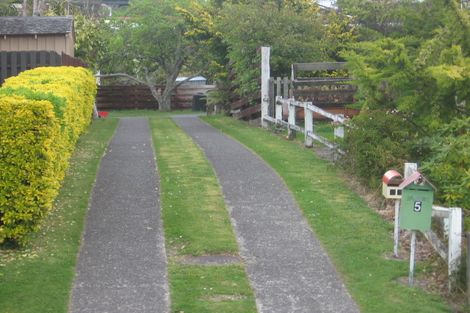 Photo of property in 5 Bata Place, Pomare, Rotorua, 3015