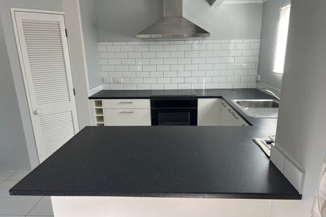 Photo of property in 2/40 Gills Avenue, Papakura, 2110