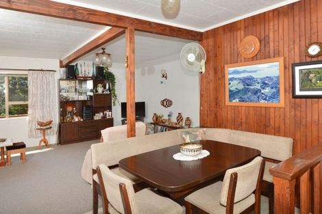 Photo of property in 92 Owhiwa Road, Parua Bay, Onerahi, 0192