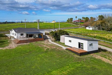 Photo of property in 157 Nixon Road, Taupaki, Henderson, 0782