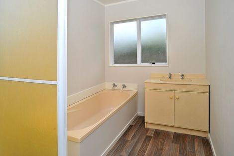 Photo of property in 2/67 Wintere Road, Papatoetoe, Auckland, 2025