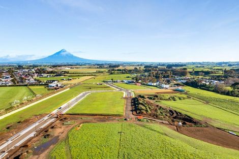 Photo of property in 74 Turuturu Road, Hawera, 4674