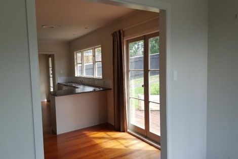 Photo of property in 12 Saint Edmund Crescent, Tawa, Wellington, 5028