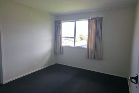 Photo of property in 26 Newham Place, Henderson, Auckland, 0612