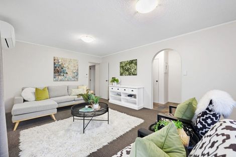 Photo of property in 31 Cromdale Avenue, Highland Park, Auckland, 2010