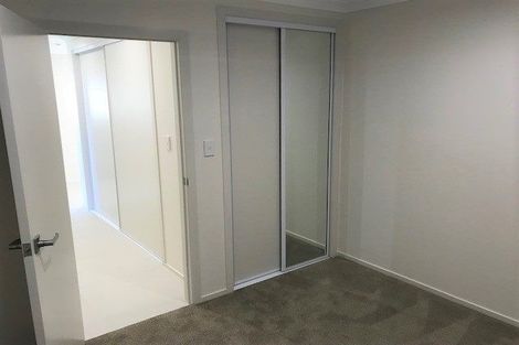 Photo of property in 35 Riverglade Parkway, Te Atatu South, Auckland, 0610