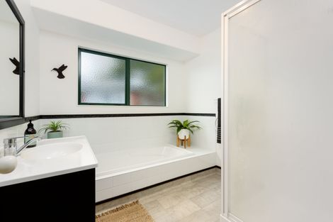 Photo of property in 24a Milton Road, Otumoetai, Tauranga, 3110