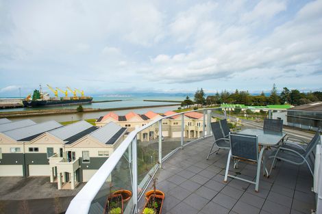 Photo of property in Bay View, 15/90 Customhouse Street, Gisborne, 4010