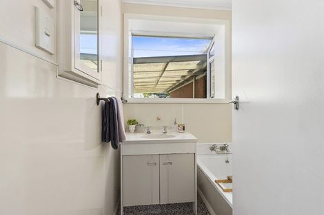 Photo of property in 130 Main Road, Titahi Bay, Porirua, 5022