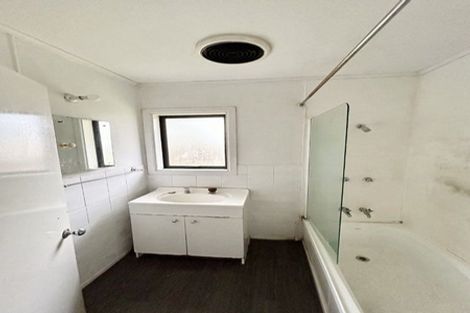 Photo of property in 21 Bolton Place, Otara, Auckland, 2023