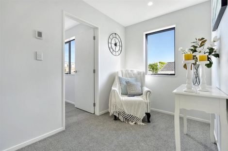 Photo of property in 45b Portadown Avenue, Pakuranga Heights, Auckland, 2010