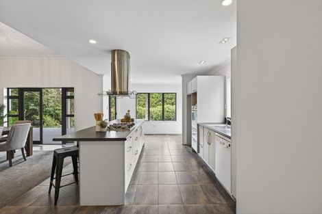 Photo of property in 327 Awai Road, Tarurutangi, New Plymouth, 4372