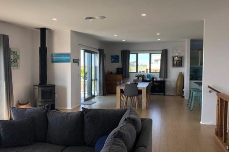 Photo of property in 2 Bermuda Drive, Papamoa Beach, Papamoa, 3118