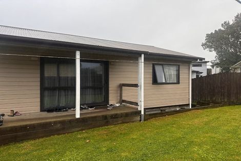 Photo of property in 21 Benton Place, Manurewa, Auckland, 2102