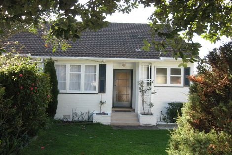 Photo of property in 2/39 Bauchop Road, Waterloo, Lower Hutt, 5011