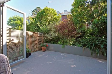 Photo of property in 94b Onslow Road, Khandallah, Wellington, 6035