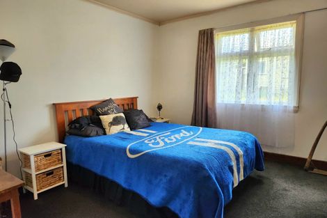 Photo of property in 20 Clifford Street, Blackball, 7804