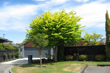 Photo of property in 4 Dorfold Mews, Avonhead, Christchurch, 8042