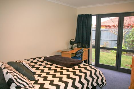 Photo of property in 16 Rowan Place, Mosgiel, 9024