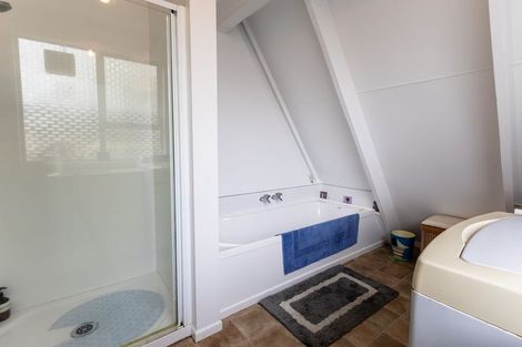 Photo of property in 187b Te Moana Road, Waikanae, 5036