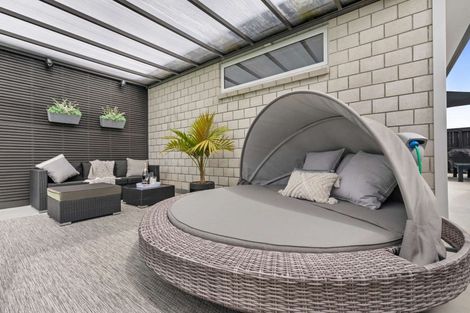 Photo of property in 39 Kotiate Street, Papamoa Beach, Papamoa, 3118