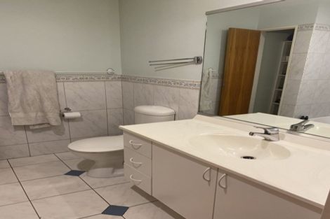 Photo of property in Courtenay Apartments, 701/120 Courtenay Place, Te Aro, Wellington, 6011