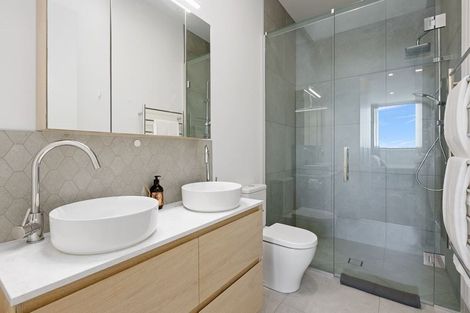 Photo of property in 7/14 Tamariki Avenue, Orewa, 0931