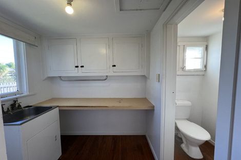 Photo of property in 33 Rogers Street, Sydenham, Christchurch, 8023