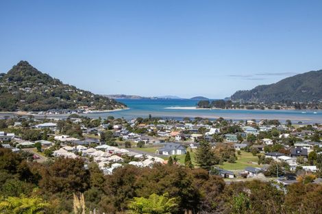 Photo of property in 6 Mason Rise, Tairua, 3508