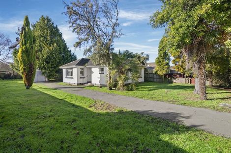 Photo of property in 122 Memorial Avenue, Burnside, Christchurch, 8053