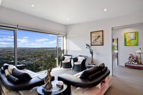 Photo of property in 11 Iles Lane, Cashmere, Christchurch, 8022