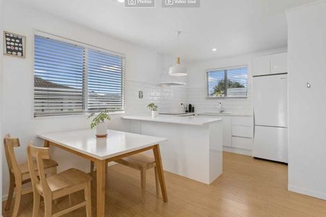 Photo of property in 48 Childers Road, Ranui, Auckland, 0612