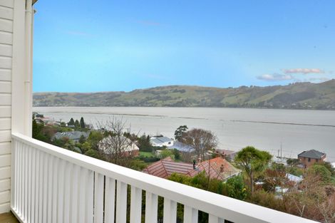 Photo of property in 23 Adderley Terrace, Ravensbourne, Dunedin, 9022