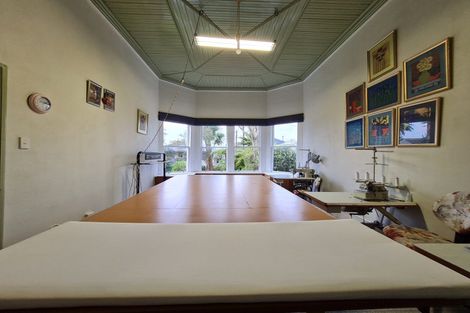 Photo of property in 110 Peel Street, Westport, 7825