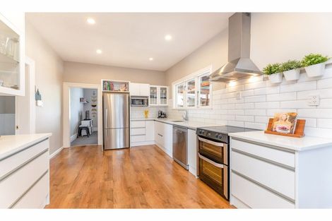 Photo of property in 282 Wainoni Road, Avondale, Christchurch, 8061