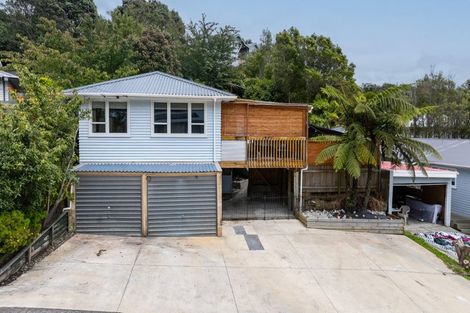 Photo of property in 159 Sievers Grove, Cannons Creek, Porirua, 5024