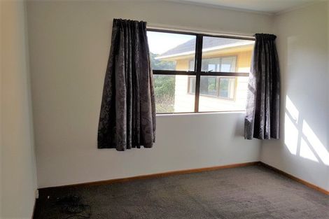 Photo of property in 138 Rangituhi Crescent, Takapuwahia, Porirua, 5022