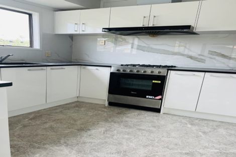 Photo of property in 14a Marendellas Drive, Bucklands Beach, Auckland, 2014