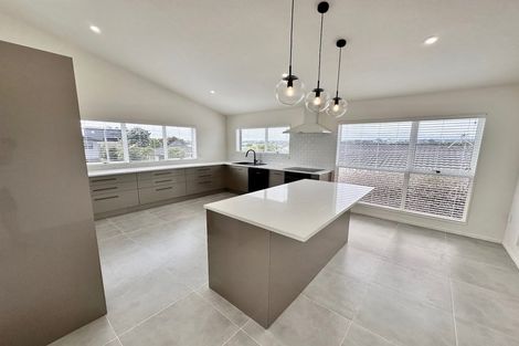 Photo of property in 20 Tiverton Crescent, Whalers Gate, New Plymouth, 4310