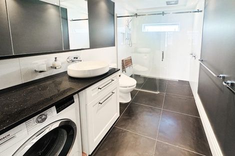 Photo of property in 21 Forbes Street, Sydenham, Christchurch, 8023