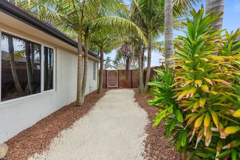 Photo of property in 10 Serena Key, Papamoa Beach, Papamoa, 3118