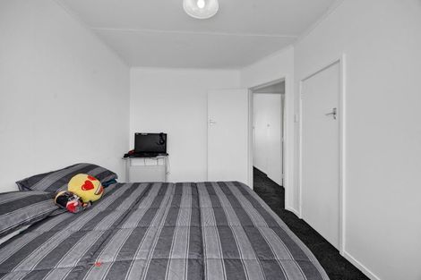 Photo of property in 15a Pratt Street, Waitara, 4320