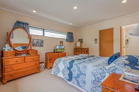 Photo of property in 87 Pahiatua Street, Hokowhitu, Palmerston North, 4410